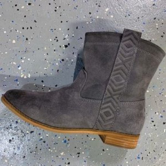 TOMS  Gray/Blue  Castlerock Suede Boots 7.5 - Picture 4 of 11